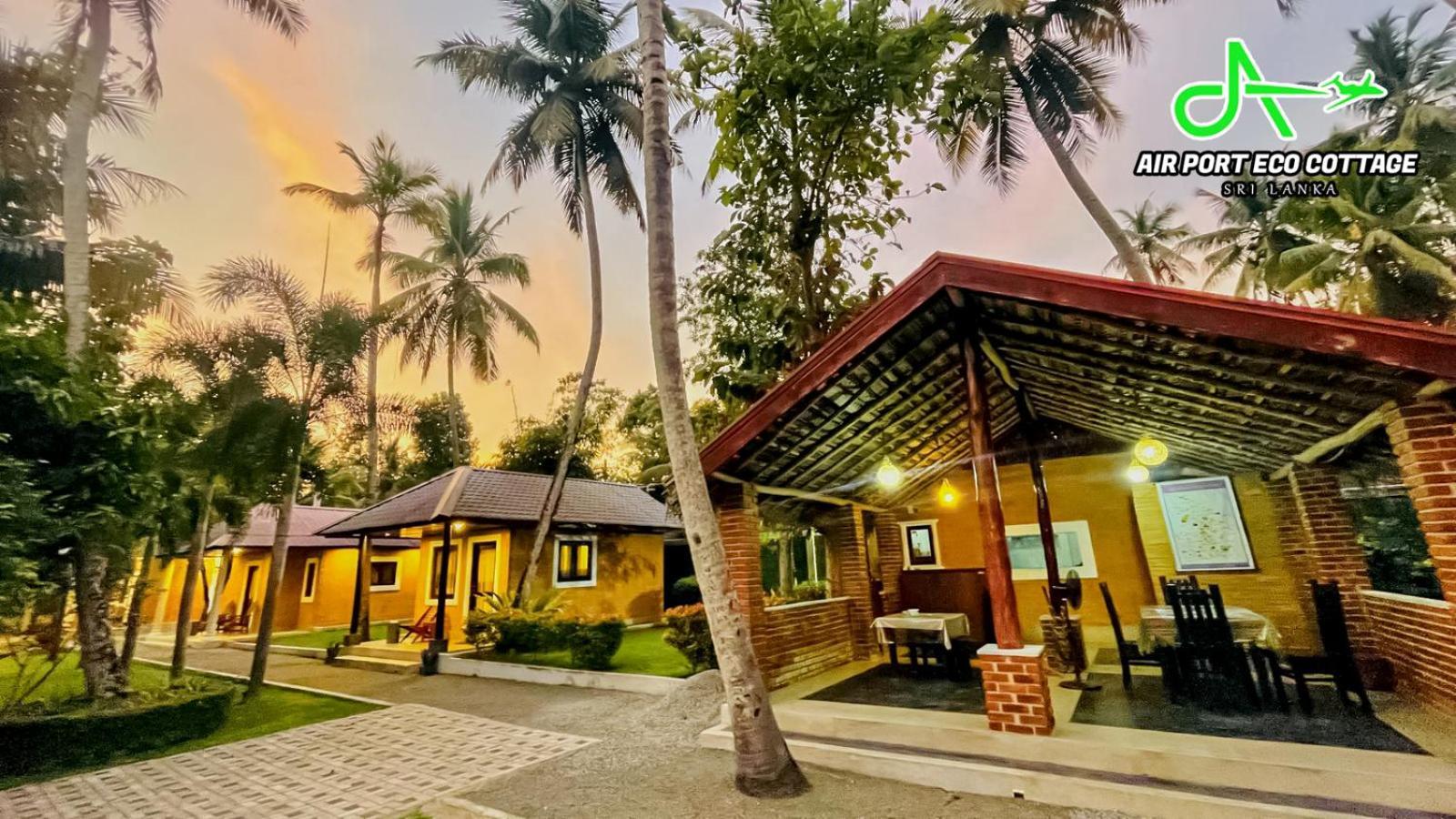 Airport Eco Cottage 카투나야크 외부 사진